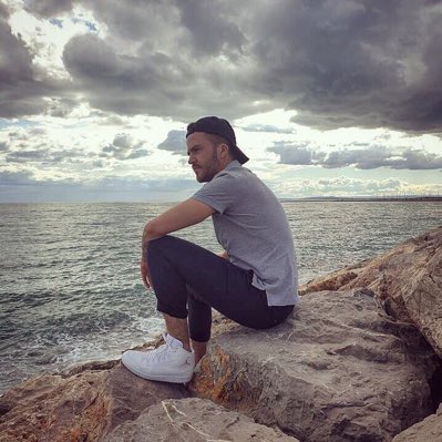 HenkensF's tweet photo. #NouvellePhotoDeProfil https://t.co/AX6RphEPFf