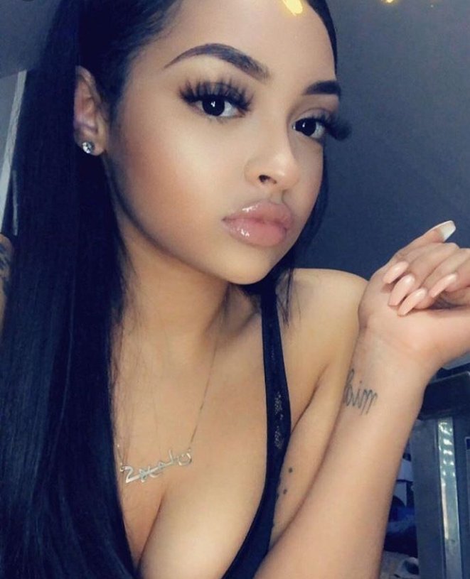 JonesMekayla's tweet photo. Looking for a  sugar daddy to please 😘 https://t.co/VX1QVwUfSH