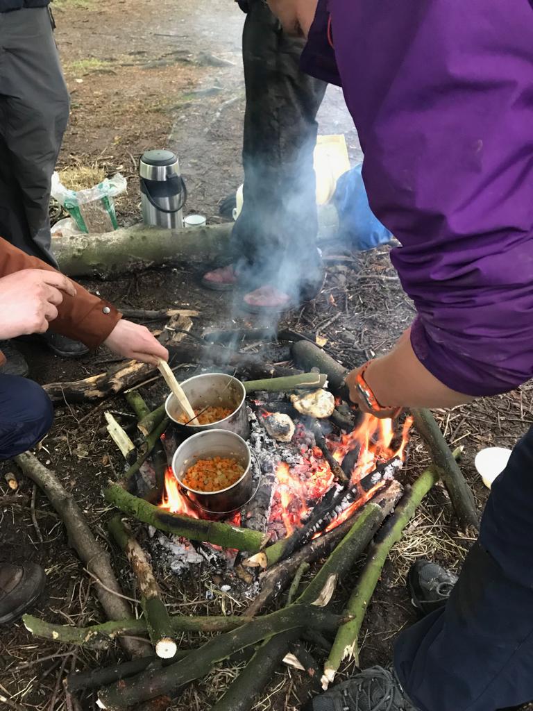 Big thanks to everyone who came out for our Bushcraft for Adults workshop at Craiglockhart Hill. We had a blast despite the pouring rain, making shelters, fire, nettle soup and wooden spoons 🔥🌳🥄#earthcalling #wildworkshops #bushcraft
