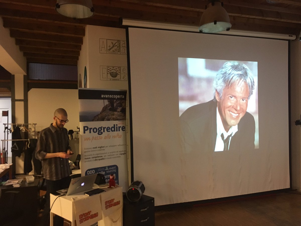 avanscoperta's tweet image. 3... 2... 1... GO! We’re at @Mikamai @LinkMeJS with @TheStrazz86 to learn about #framework #frameworkless #javascript #FrontEnd and how to make sound choices in #SoftwareDevelopment and #business! #WeAreLearners