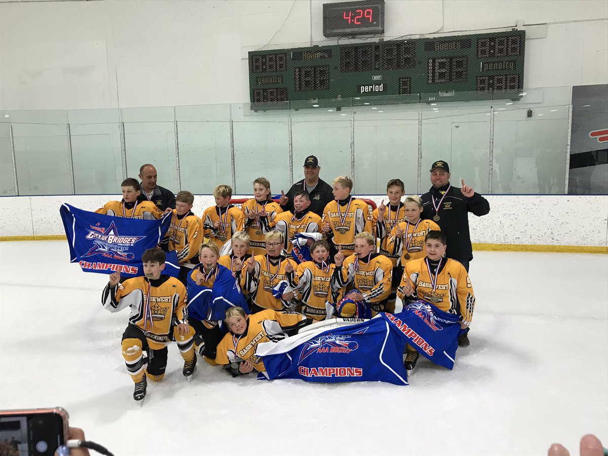 BraydenBlanche1's tweet photo. City of bridges champs!!! Big 3-2 OT win. https://t.co/qyjWTCk70M