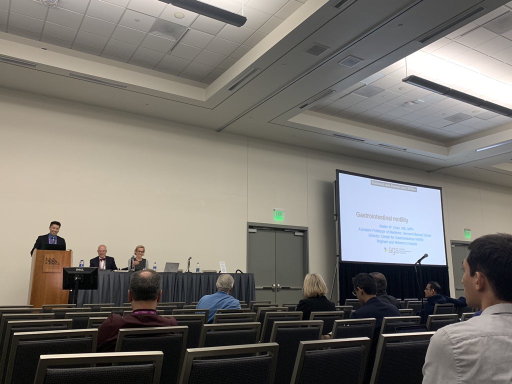 AlisonGoldinMD's tweet photo. @WalterChanMD schooling us on motility board review questions. #DDW2019 #BrighamDDW19 @BrighamGI https://t.co/ubajGV3yNm
