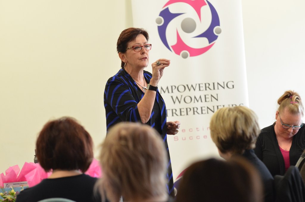 empoweringwe's tweet photo. We had such an AMAZING afternoon with Dr. Rose Backman at our SOLD OUT May 16th networking luncheon! We hope to see you are our June 20th event!
...
...
#WeAreBeaumont #WithSpirit #t4x #empoweringwomenentrepreneurs #empoweringwe https://t.co/Vjvysfx8ID