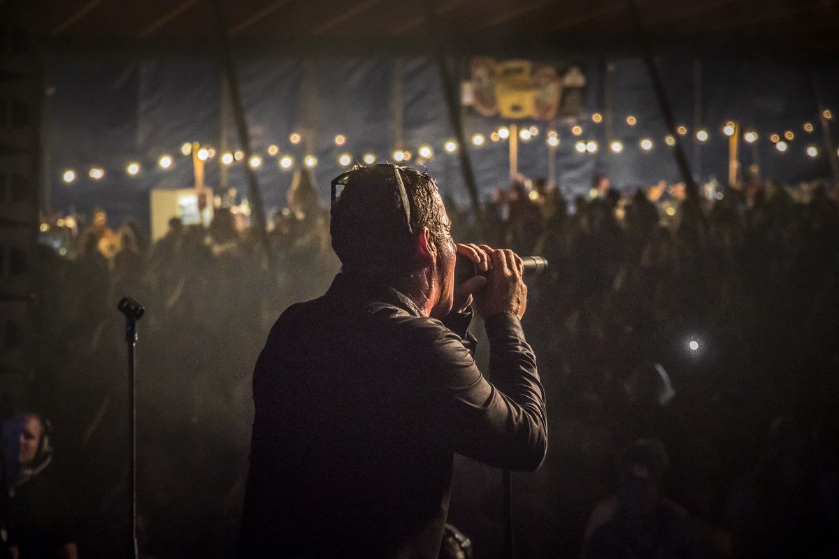 A little hidden gem this one. Massive acts, affordable and it’s by a lake! <a href="/Lakefestuk/">Lakefest</a> is headlined by Kaiser Cheifs, Happy Mondays and James. There’s comedy, talks, workshops, yoga, wellness, fancy dress...promo code FFY for 10% on tickets festivalforyou.com/news/2019/spec… #Herefordshire