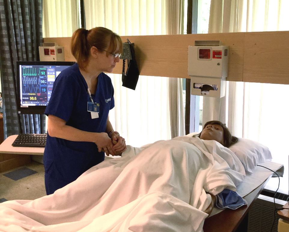 ConcordeCareer's tweet photo. New arrival: #PortlandOR students get #MaternityCare lessons with NEW #BirthingSimulator. Get prog details: https://t.co/zrG7xnPvKY. #PDX https://t.co/dxv26nbHYA