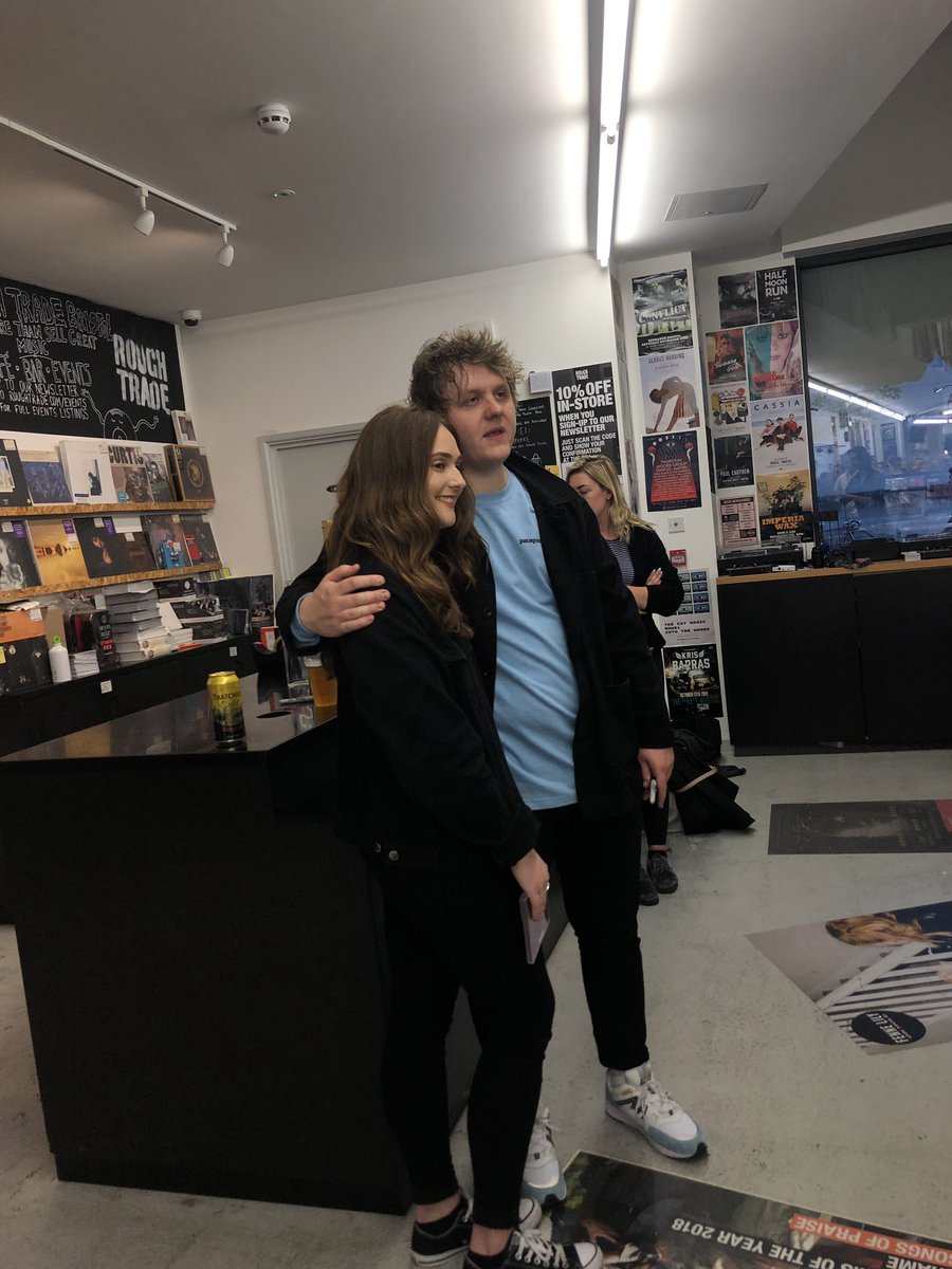 cerysaddison's tweet photo. I actually can’t believe I met @LewisCapaldi tonight https://t.co/jnApbucsm8