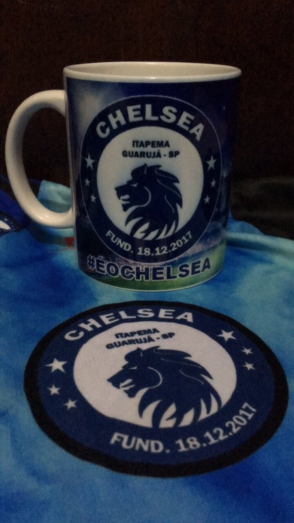 ChelseaGja's tweet photo. Em Novembro fizemos nosso #Gol100 e ele foi marcado pelo nosso artilheiro Roger, e resolvemos presentear nosso camisa 9 da forma que ele tanto queria, que venham mais gols com nosso manto artilheiro!
#Roger9 #OTerror #ÉOCHELSEA https://t.co/a0xx3KtEUR
