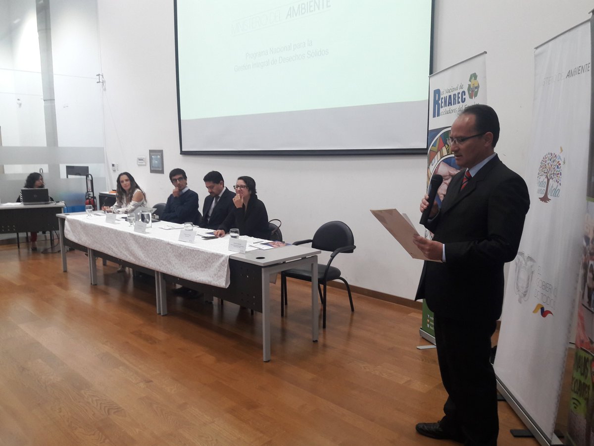 Implementación de la Guía Operativa para la Elaboración de Planes de Reciclaje Inclusivo en Ecuador. <a href="/alfuquillas/">ALFREDO UQUILLAS</a> <a href="/MAEcuadorLimpio/">MAE PNGIDS</a> @IRR_Reciclaje <a href="/Ambiente_Ec/">ambiente_ec</a>