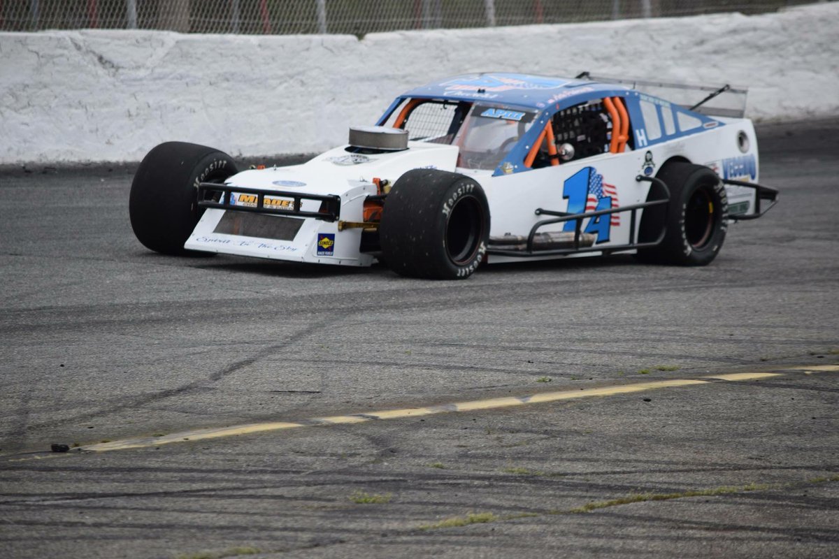 StaffordSpeedwy's tweet photo. Open Mod 80 - up to 32 entries
Car: #1a
Driver: Artie Pedersen, III
Hometown: Center Moriches, NY
Owner: Artie Pedersen, III
Sponsor: CheckerWon Motorsports
Crew Chief: George Meade
Chassis: Meades Chassis
Engine Builder: Parts River City Machine
#OpenMod80 #LongIsland #Mods https://t.co/365b67hvBx