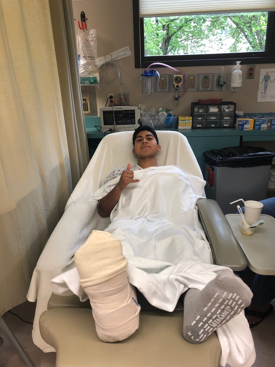 LeightonMoniz7's tweet photo. Sad it had to happen, but staying positive through the process. This story will be great! I’ll be back🤙🏽 https://t.co/pzmi7TfGP6