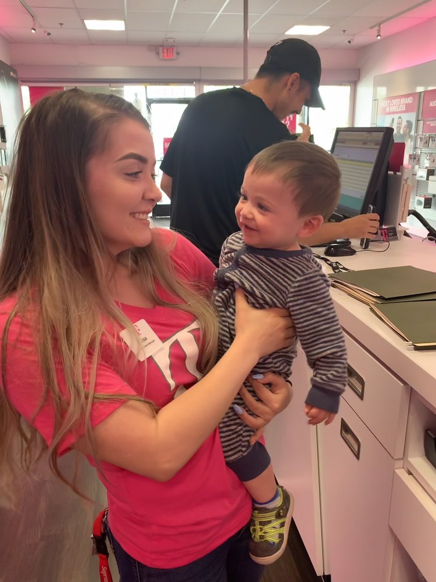 Lisa Marie. tweet media