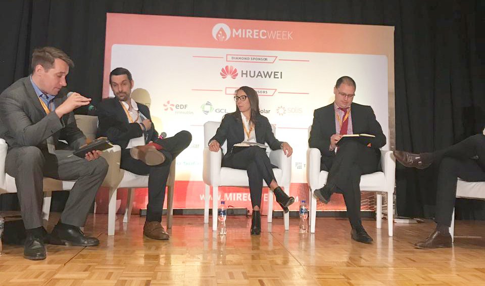 CFE_Calificados's tweet photo. CFE Calificados participa en el panel sobre “Elaboración de ofertas en entornos de mercado spot con variabilidad e incertidumbre”, Marcela Roque, Jefa de Pricing@MarcelaRoqueR de CFE Calificados. @MIRECnews https://t.co/DYyiaRSAdV