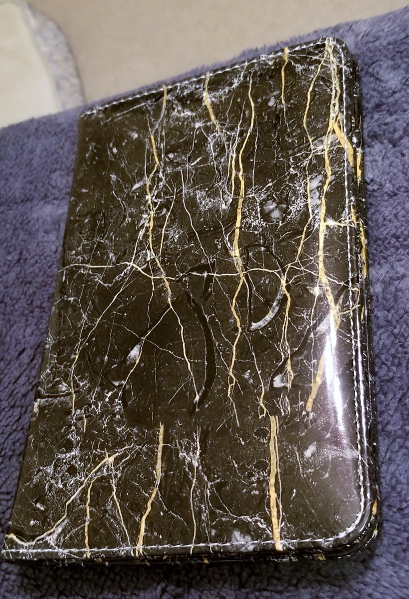 AngieWagg's tweet photo. Fits perfectly into any server apron. Keeps your organized with 9 different pockets. Keep your cash, coins, notes, receipts, pens, cards, and menus all together. https://t.co/TKTprEHfpi #gotitfree #serverbook #waitressbook #marble #moneypocket #checkpresenter #server #wallet https://t.co/nhFSkVb8Wz