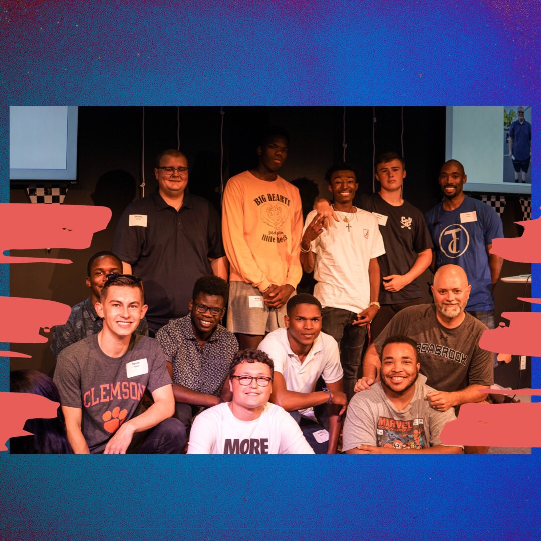 tcteens521's tweet photo. Congratulations are in order!! 🎊🎉

We're so proud of you 12th grade guys and girls! 👏👏

8th grade squads! We look forward to the next 4 years with you! 🙌🙏

#TCTeens #Graduation #Squad #Jesus @TCTransformers https://t.co/vG14jXpMGR