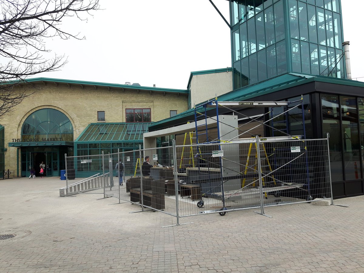 e_backstrom's tweet photo. Vitality: the food hall in the Forks Market is a great space and wonderful amenity along the riverfront. And now taking it outside will only add to that. #TheCommonWPG https://t.co/acwPWQTxVn
