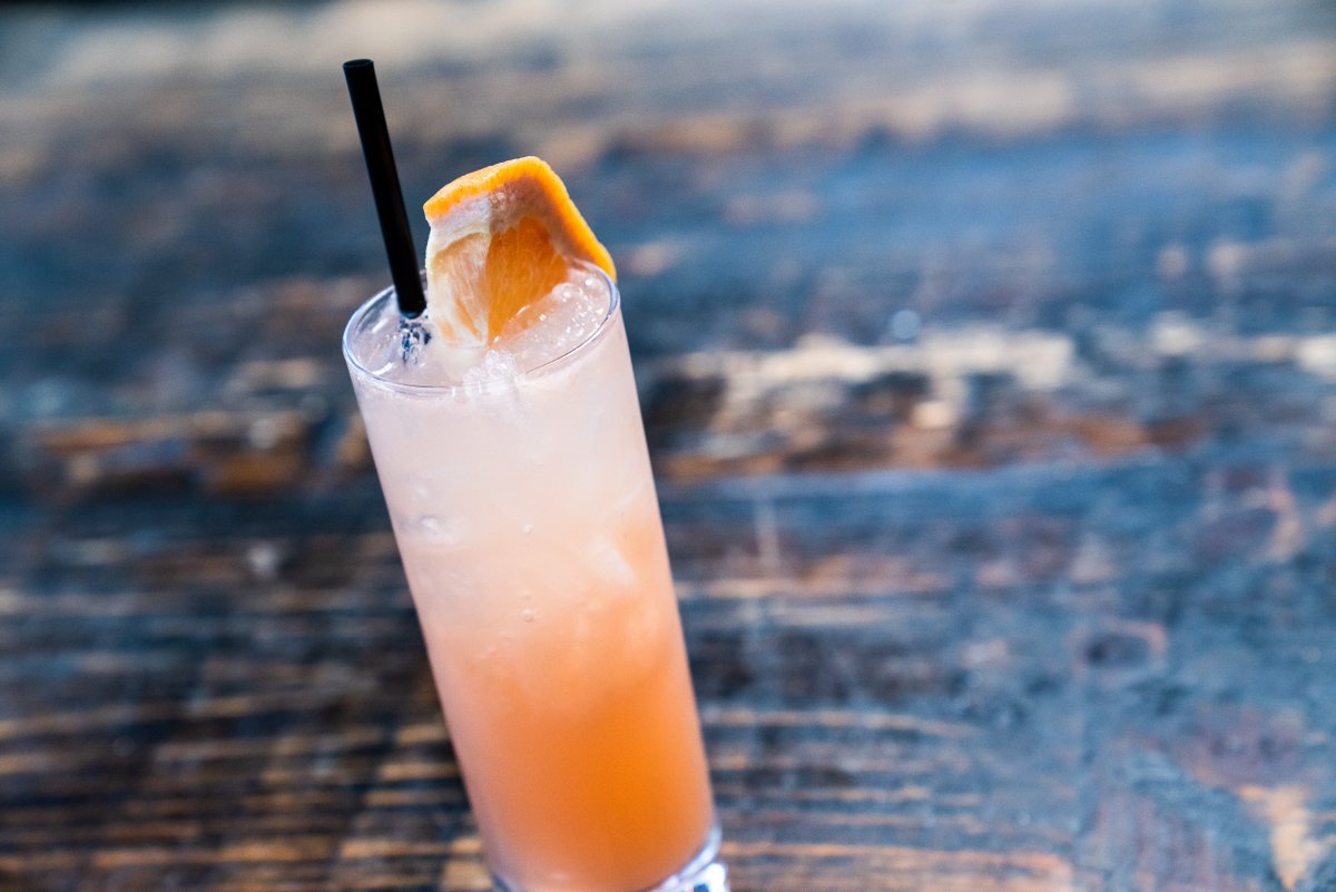 BlackwallAlexVA's tweet photo. It's time to get outside, enjoy the sunshine, and explore our new spring menu! Come visit us this week at Blackwall Hitch. #alexandriava #springtime #localeats https://t.co/dz9xgyes5P