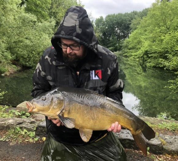 KARPER Consultant Davy from Belgium with 3 stunners, KARPER Ultra-Fluro Peachamino and KARPER Dispersion Sweetcornz doing the business. #karperltd #carp #carpfishing