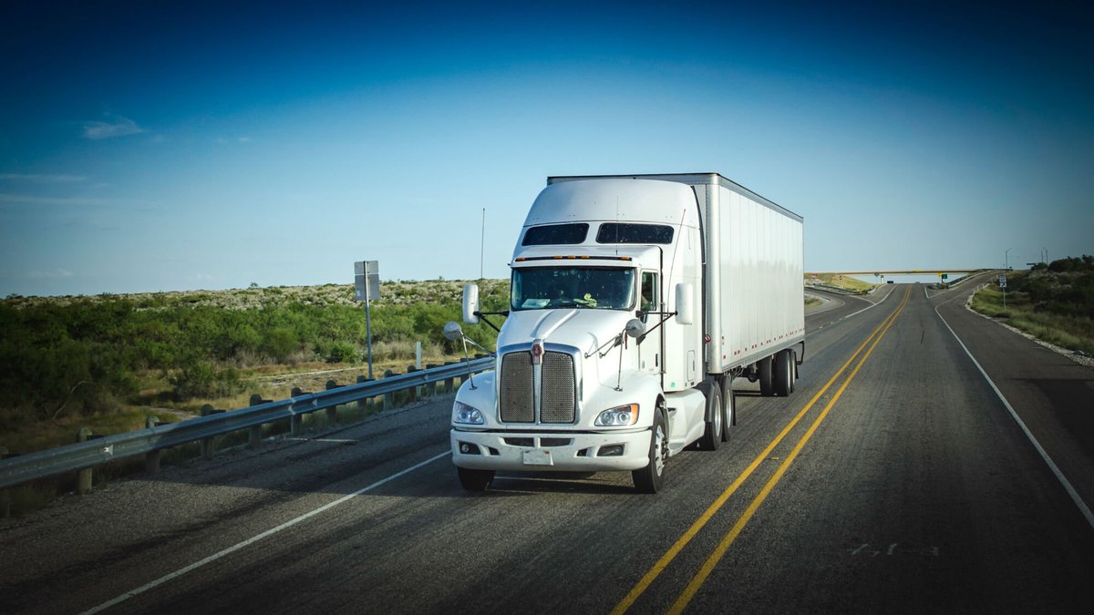 HTDTruckingJobs's tweet photo. @DaytonFreight is relocating its Milwaukee Service Center to Sturtevant, Wisconsin. Learn more the new facility on the blog today! https://t.co/dyMIpRdzMF #trucking https://t.co/WM3ojhkXHo