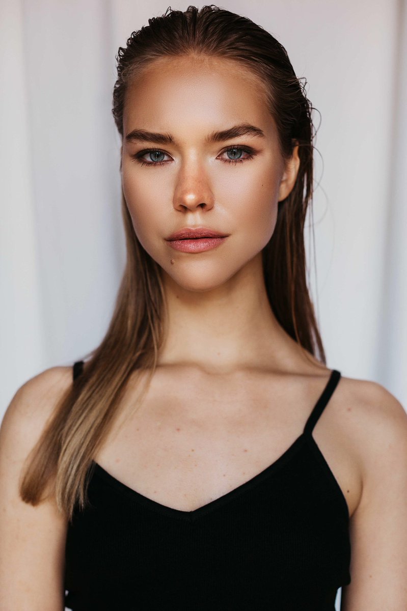 CBeasleymua's tweet photo. My latest work
📸 Strike a Pose
Model: Rachel 
Photographer: Rosie Woods 
Makeup &amp; Hair: Me 
#makeupartist #makeup #MUA #makeupartisty #model #models #Manchester #ManchesterMua https://t.co/sjTslnbuy5