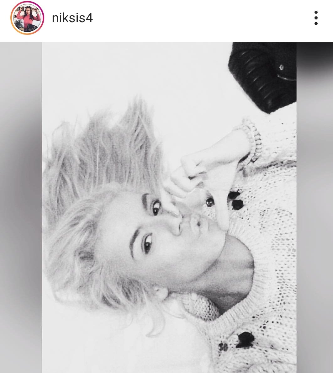 svajpap's tweet photo. Ninnah i 150 nijansi tamniji puder... modna ikona i fešn blogerica godine #ninnah #ninaperic #nikolinakovacevic https://t.co/ELfTNnfPu9