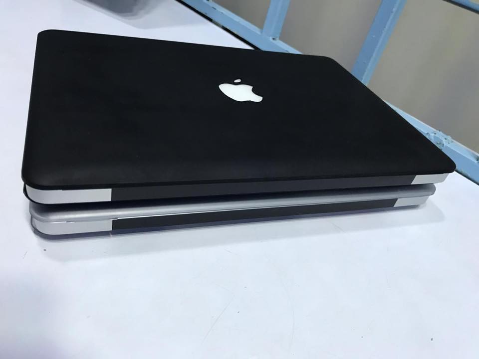 infohubsols's tweet photo. *Apple MacBook Pro* | 13.3" inch Display | intel 4000 HD Graphics 1.53GB | *intel Core i5* | 2.5Ghz | *8GB ram* | 500GB HDD | DVD @ kes 65,000 https://t.co/PNHwaoUMuD