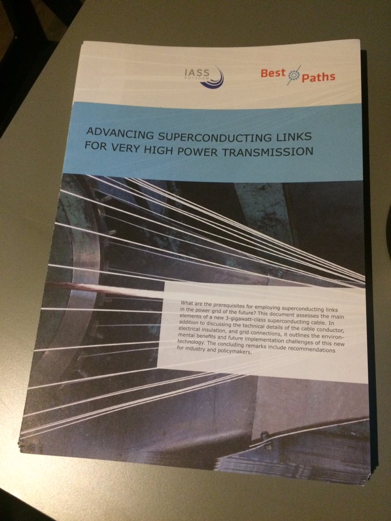 Very thin #superconducting cables could transmit the equivalent #energy of 3 nuclear plants. A solution for the future electricity motorways?

Great to see <a href="/FredericLesur/">Frédé·lect·ric Lesur ⚡️</a> explaining the results of our <a href="/BestPaths_eu/">BEST PATHS</a> project at #pint19BE 🔥⚡️