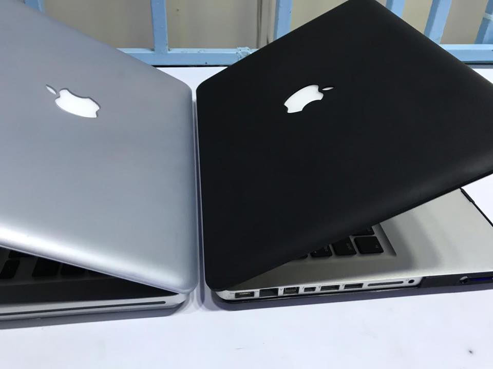infohubsols's tweet photo. *Apple MacBook Pro* | 13.3" inch Display | intel 4000 HD Graphics 1.53GB | *intel Core i5* | 2.5Ghz | *8GB ram* | 500GB HDD | DVD @ kes 65,000 https://t.co/PNHwaoUMuD