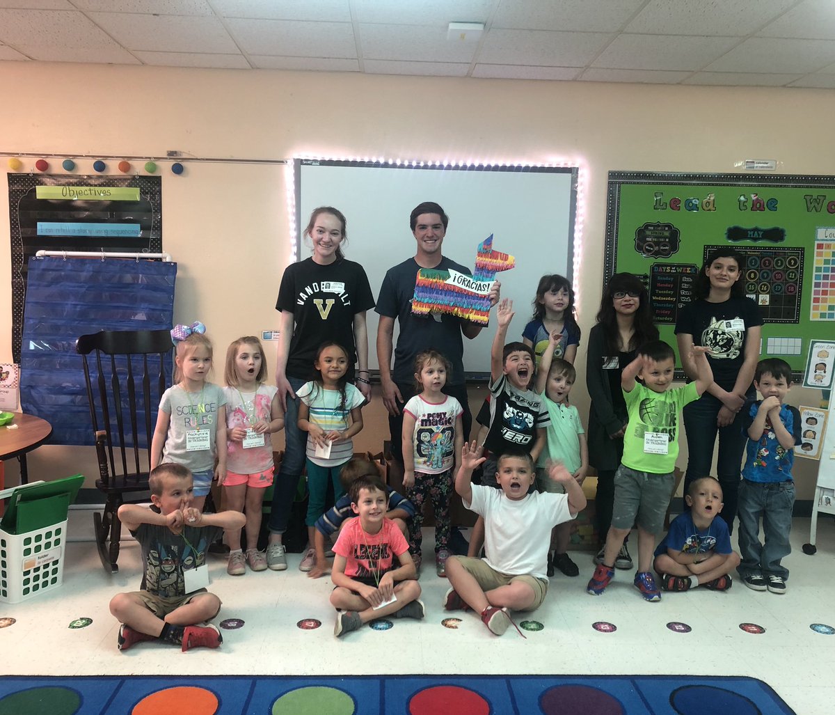 LISDHSSpanish's tweet photo. We will miss @AshSorv pre-k class! Thank you so much for giving us the opportunity to teach you español! #sísepuede #seniors2019 #APSPANISH4 https://t.co/yQZyBDWy2g
