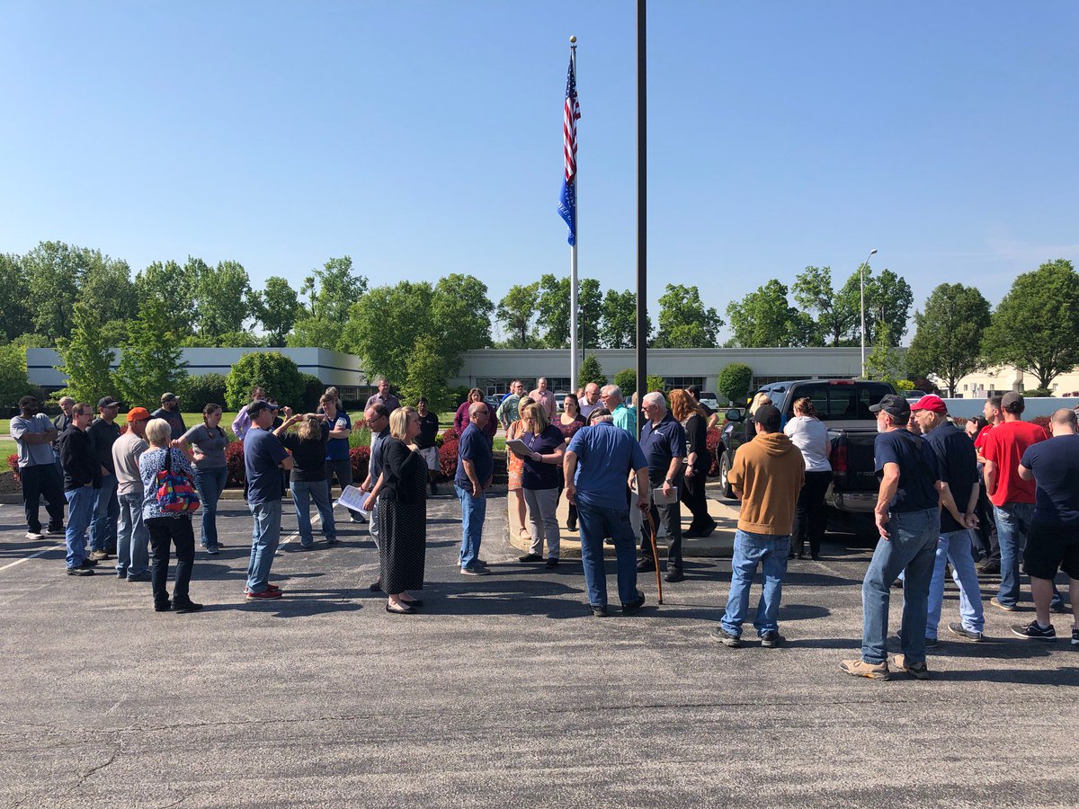 HopkinsPrinting's tweet photo. Huge shout out to the entire Hopkins Printing staff for executing a fire drill in 2 minutes and 4 seconds! Safety is one of our top priorities, so we're very proud of our staff and the managers who prepared us all. #hopkinsfamily #safetyfirst #leanimprovement https://t.co/IvC4ZWne7N