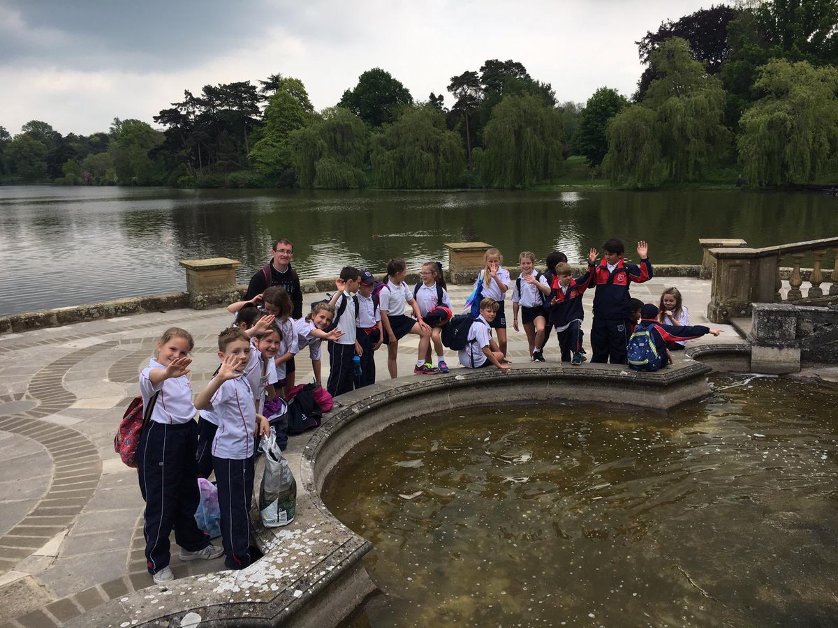 HawthornsHist's tweet photo. Such a lovely day! Thank you so much @hevercastle Year 4 learned so much and were a pleasure to be with! https://t.co/cPLzGczu7Y