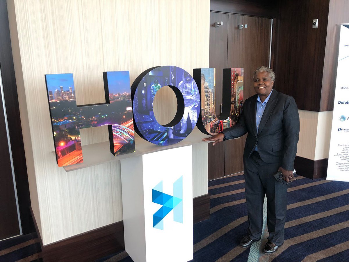 Bailey_for_B's tweet photo. I’m fired up about the plans for our city’s future! Failure in #DistrictB is not an option! #BaileyforB #StateofHOU https://t.co/TnuskYCbVk
