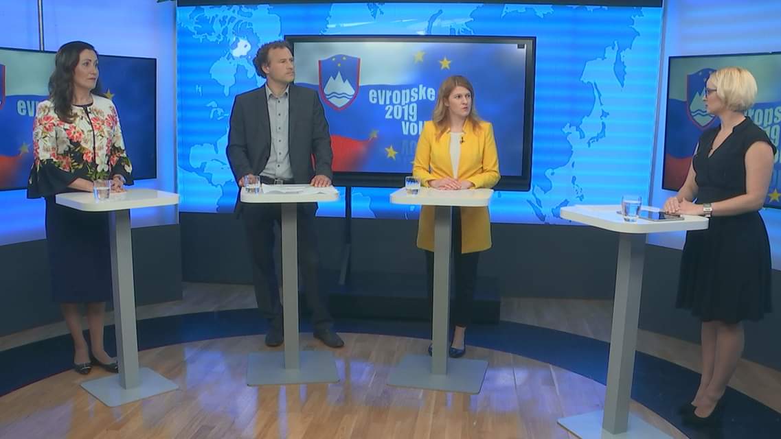 Preklopite na NOVA24, kjer bo na sporedu posnetek soočenja z Dobro Državo in SDS. Govorili smo o črpanju evropskih sredstev.
#votegreen #greenwave #obkrozi6