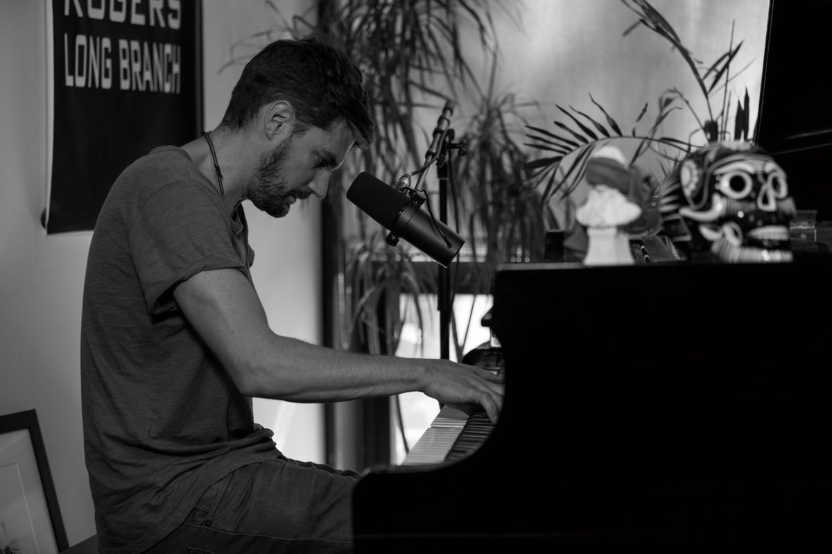 TheStromboShow's tweet photo. LISTEN: @heytimbaker of @HeyRosetta covers @TheHipDotCom's Now For Plan A / Stay in the House of Strombo https://t.co/KZlyt0wsDF #TSSHip30 https://t.co/xywazMpdhJ