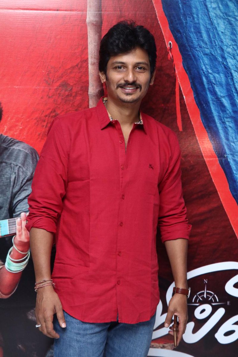 filmiinfodotcom's tweet photo. #GypsyAudioLaunch - #jiiva #NatashaSingh Dir #Rajumohan @Actorjiiva @Dir_Rajumurugan @iamnatashasingh @OlympiaMovies @selvakumarskdop @saregamasouth  @Music_Santhosh @proyuvraaj https://t.co/bnGtBE5508