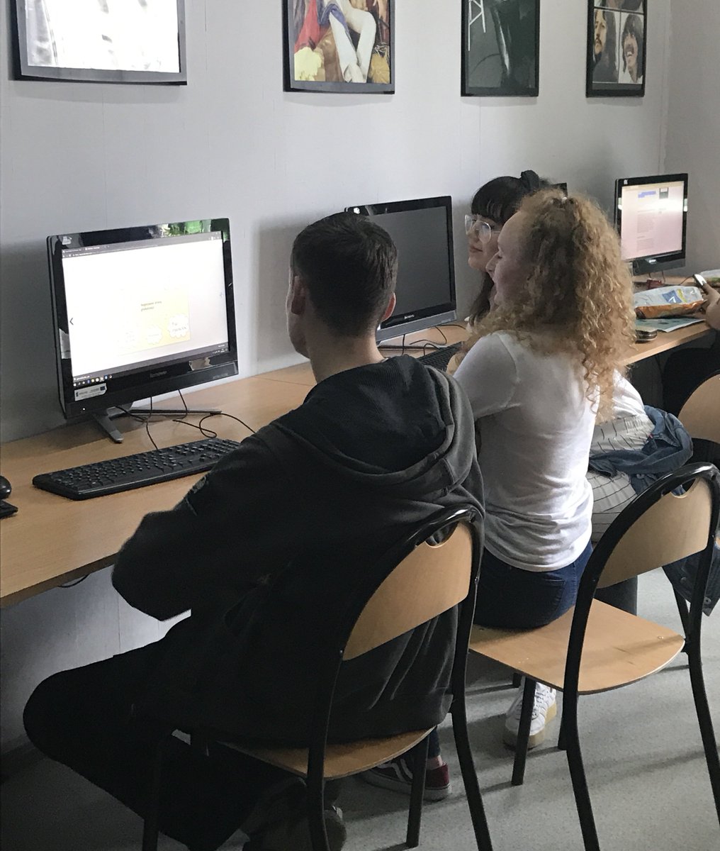 IzaWyppich's tweet photo. #eduinspiration 140. History project and group work with tools like #bookcreator #sutori #thinkling #project #classworking #inspiration #groupwork @sutori @Think1ing @BookCreatorApp https://t.co/WelJduheNp