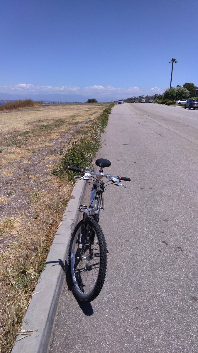 itmofnw's tweet photo. 今日はこのくらいにしといたろか。
#cycling #rentacycle #PalosVerdes https://t.co/3BB7kFILqt