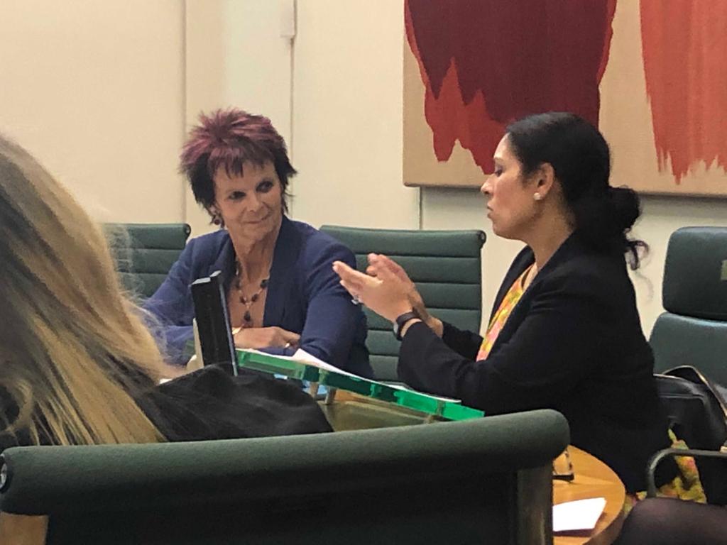 EssexChambers's tweet photo. “You get a great deal more from an apprenticeship - energy, enthusiasm and, for the employer, retention”

@AnneMilton, Minister of State for Skills and Apprenticeships, at tonight’s Essex Business Transport and Infrastructure Forum (EBTIF) 1/2

#EssexBusiness https://t.co/T1HWYpsPom
