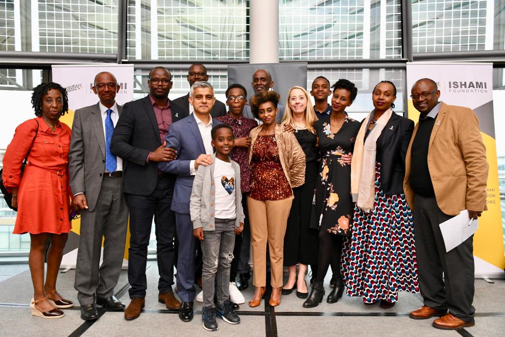 Tonight at City Hall we marked 25 years since the genocide against the Tutsi in Rwanda - one of the most horrific periods in modern history. 

Thank you to the hundreds of Rwandans, Londoners & survivors who joined us to remember, reflect & pledge never again. 

#Kwibuka25