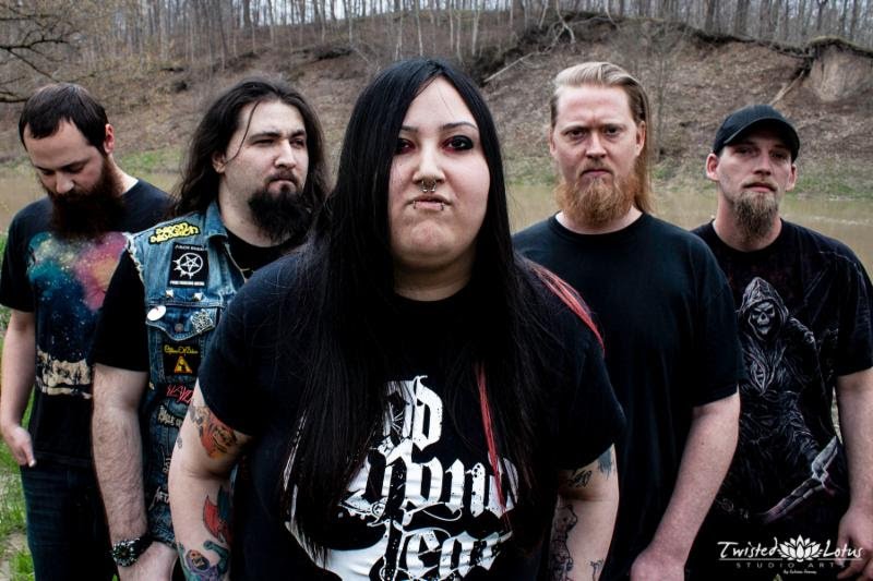 werockwebzine.co.uk/kavara-releasi…

KAVARA Releasing Full-Length Debut 'Weathered &amp; Lost' May 31st

<a href="/ClawHammerPR/">ClawHammer PR</a> <a href="/KavaraOFFICIAL/">Kavara</a>