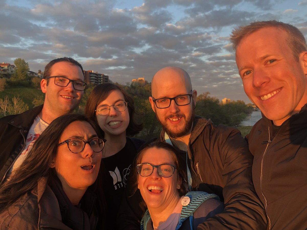 VoicesAnarchy's tweet photo. We’re on our way back home to #yvr after an absolutely amazing weekend at @otafest 2019! We spent our Sunday evening watching #GameOfThrones and celebrating at @PetersDriveIn in #yyc! Such a perfect May Long! Can’t wait to do it again! 😁 https://t.co/liwtw6tLIv