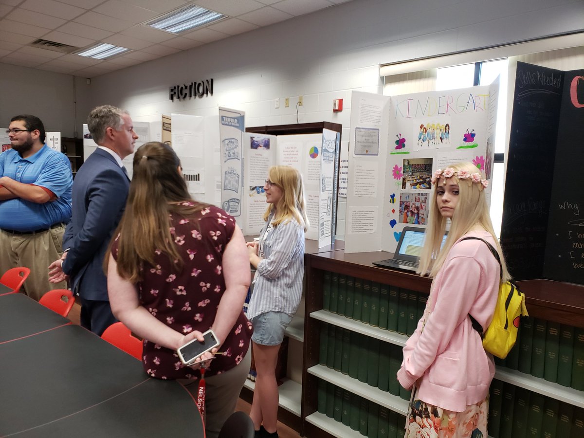 drmcguffin's tweet photo. Thanks to all who came out to our CCR Math Career Gallery Walk and for allowing our seniors to share a wee bit of their gifts before they take flight. @npossible_ @NCHSCardinals @JuryTanya @APScottNCHS @wesbradley_ #cardscan https://t.co/yKm790Thr0