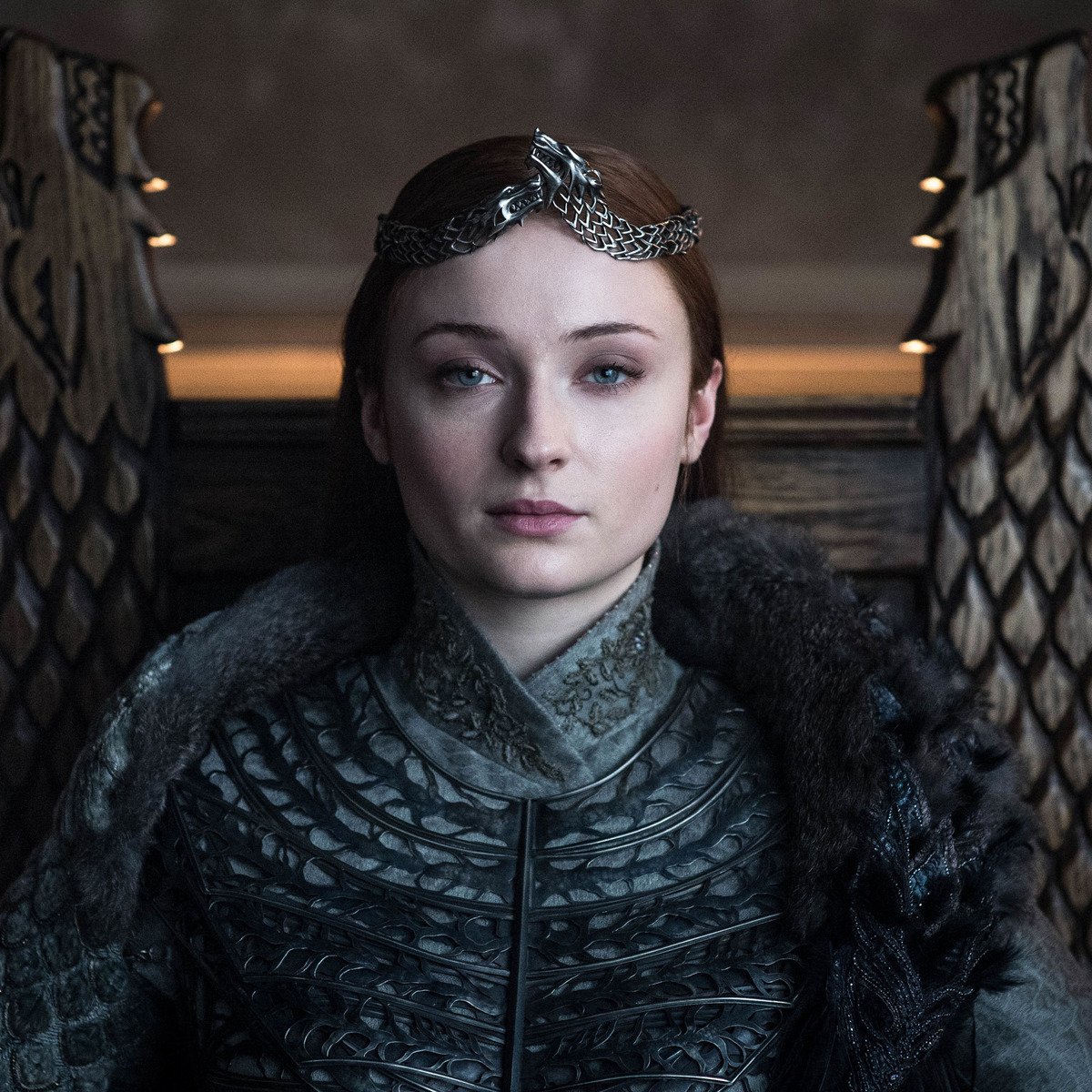 it_girl94's tweet photo. Sansa Stark, in otto stagioni sei passata attraverso ogni tipo di tragedia. Hanno provato a plagiarti, piegarti e spezzarti, ma tu hai fatto di te stessa una regina. Un applauso per uno dei personaggi più riusciti della serie👏 #GameOfThonesFinale https://t.co/K0Hb9UuKIE