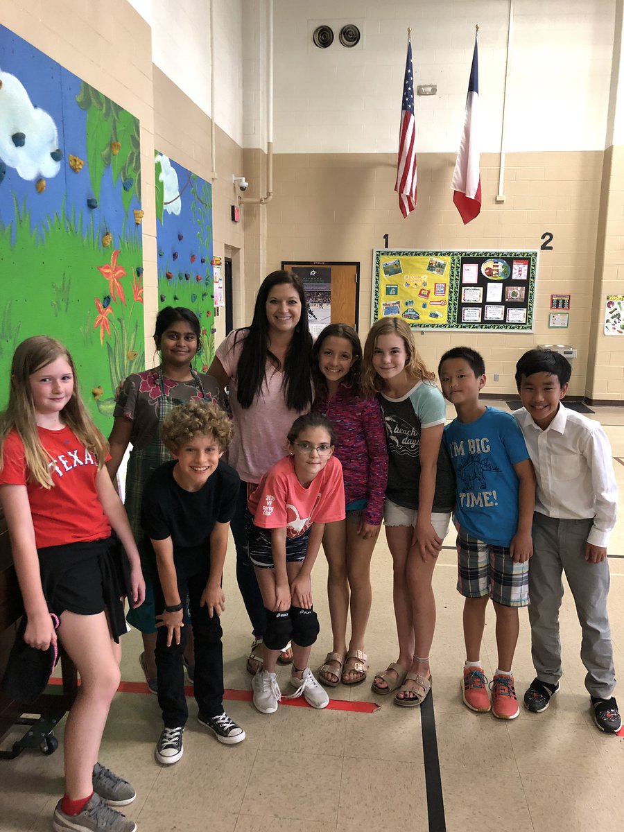 NMcDaniel3rd's tweet photo. So extremely proud of all these boys and girls!!! They were my first class @AustinElem & they have all made me so proud!! They are going to Rock Middle School!!! #dontforgetaboutme #illalwaysrememberyou #mightofhadafewtears #sweetkiddos #5thpassionpreformance #mcd1b https://t.co/7TwArbkdJT