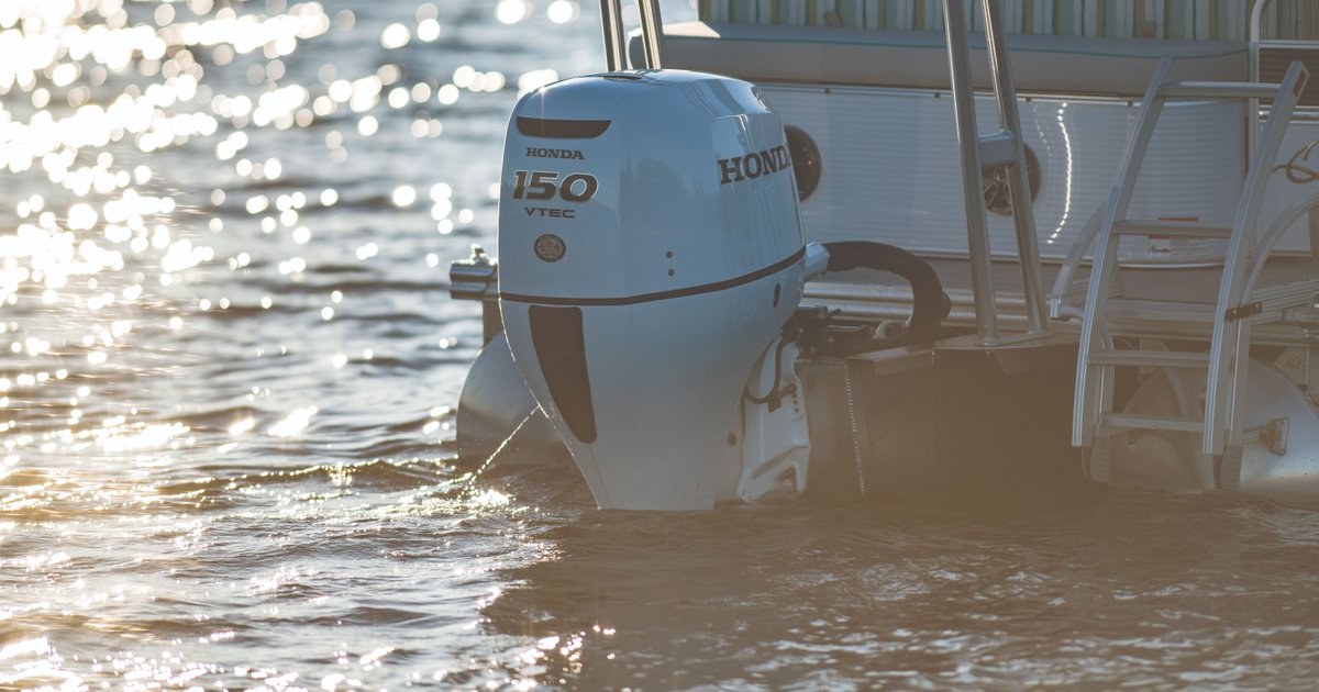 Why are 4-strokes? Because 4-stroke #outboards are approximately 90% cleaner than typical 2-strokes. #HondaMarine #Honda