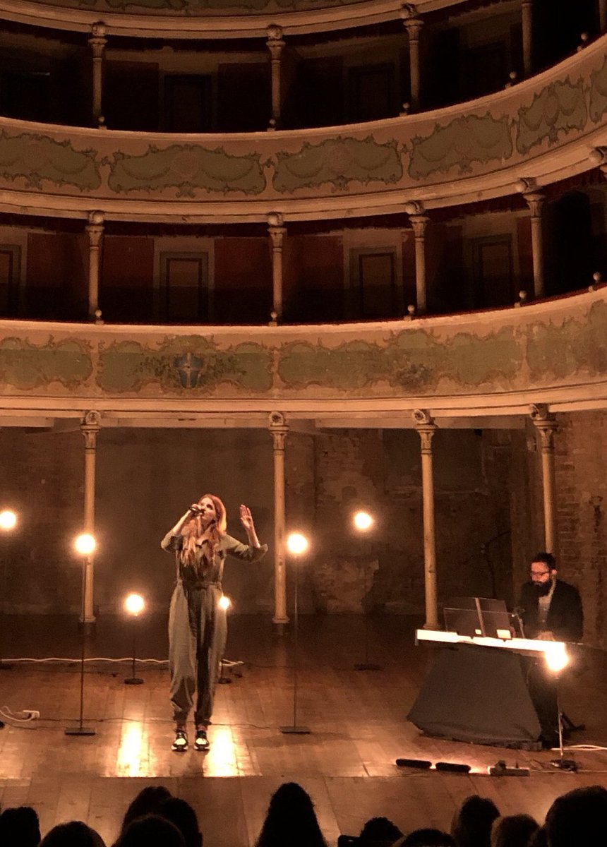 GianVeg's tweet photo. @Chiara_Galiazzo i due inediti sentiti ieri sera a Gualtieri sono veramente  #Strepitosi #IlTourPiuPiccoloDelMondo https://t.co/i48Y3QWTUk