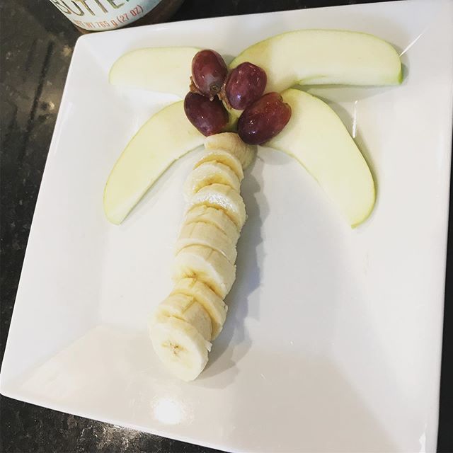 Chicka chicka boom boom afterschool snack from the kindergarten cookbook my daughter gifted me for Mother’s Day 😍 she’s going to be so excited for her afterschool snack today!! #momlife #momlifebelike #teachermom #iteachk #iteachfirst #afterschoolsna… http://bit.ly/2w8m4z7