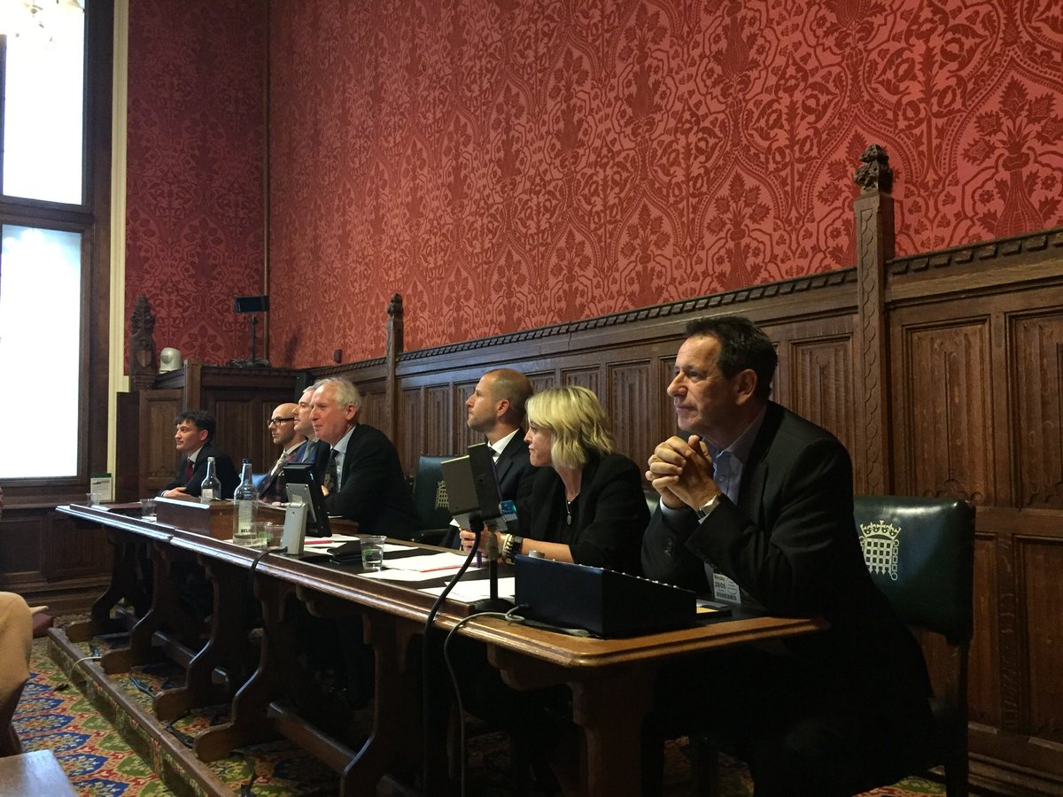 SuzanneChester's tweet photo. Not every day you get inside the House of Commons! This evening I attended a debate on mental health &amp; client behaviours @MAAG_UK @cirklepr https://t.co/nhRhmNJk0Z