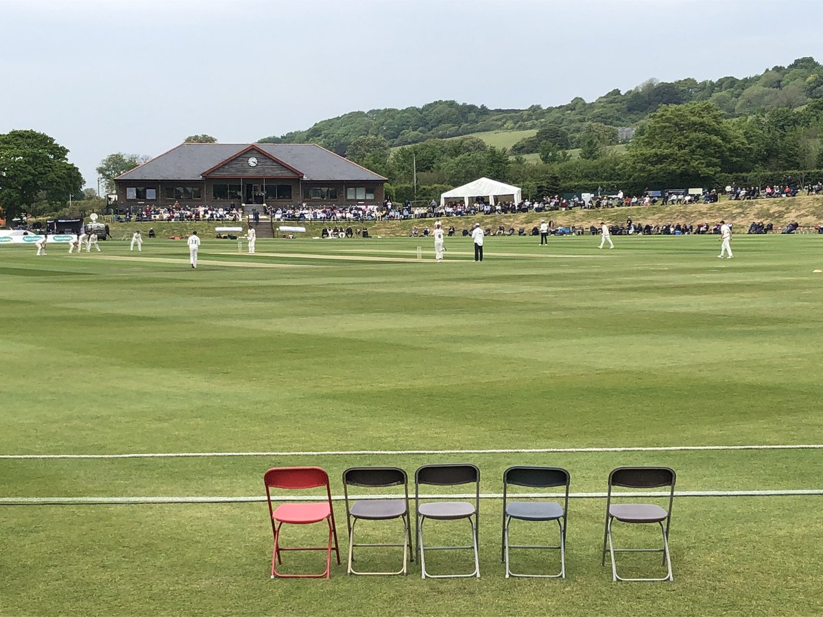 peterhardy51's tweet photo. Another fine day of @Specsavers county cricket at #newclose on @Isleofwight with @hantscricket battling hard against decent @TrentBridge side on beautiful ground. Thanks to @IOWcricket for hosting at fine venue. Only sorry that @mawdesleycity could not join us. @Bubbles7Steve https://t.co/FFBSE0jKTW