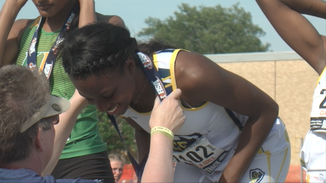 Channel1450com's tweet image. RT if Southeast's Serena Bolden had the best #POTW! Winner gets a @Spfldclinic prize pack. Ends at 10pm!