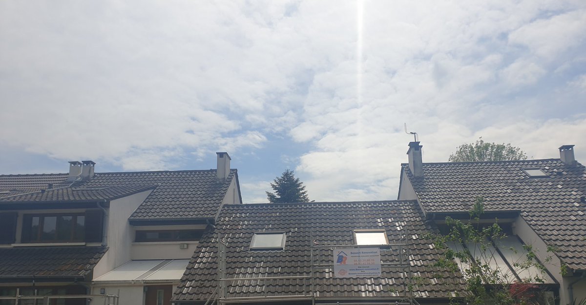 Bossert_Renov's tweet photo. Nouveau chantier, 
Rénovation de 2 toitures 
#couverture #tuiles #renovation
#toiture https://t.co/yGO9V7Jt60